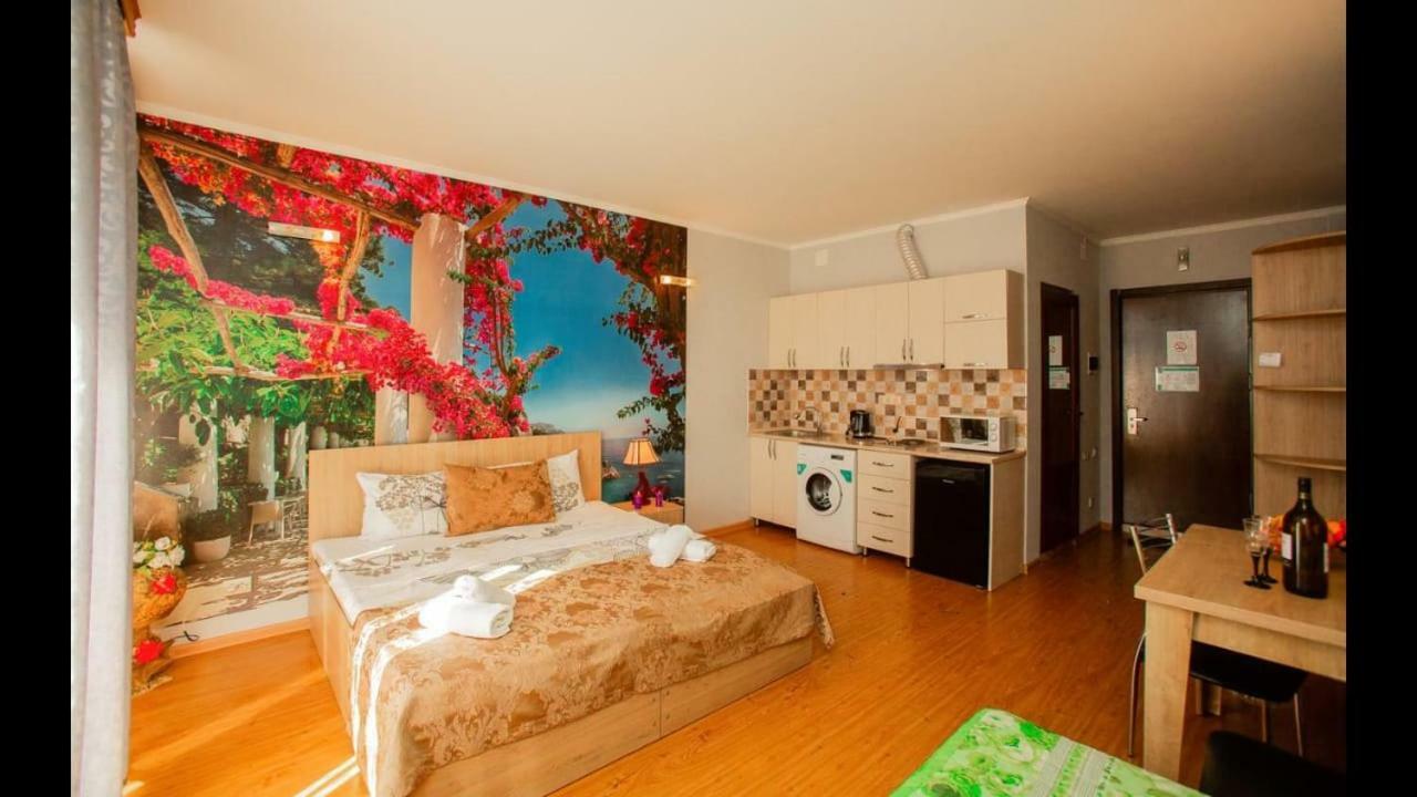 Orbi Luxury Apartments บาทูมิ ภายนอก รูปภาพ