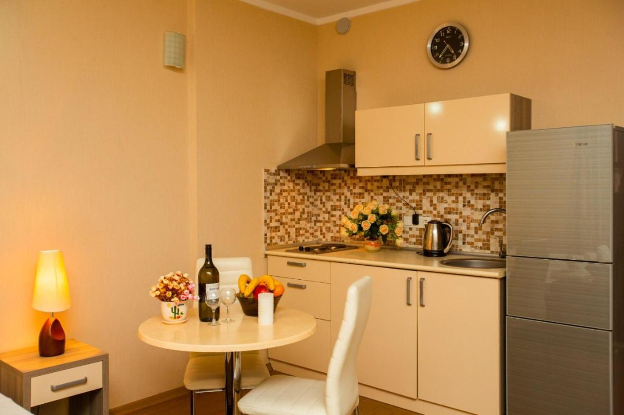 Orbi Luxury Apartments บาทูมิ ภายนอก รูปภาพ